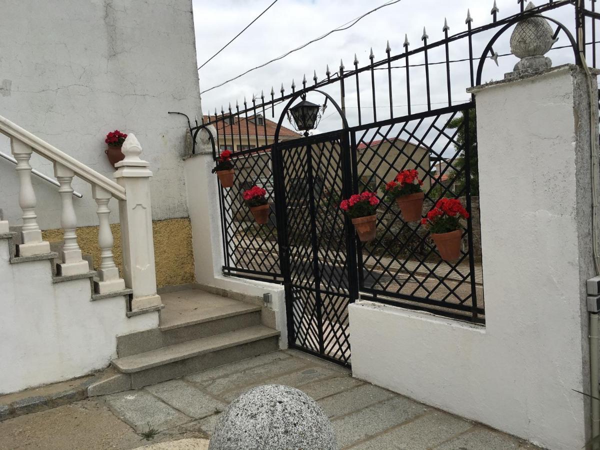 Villa Entre Encinas Moralina Extérieur photo