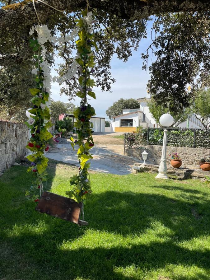 Villa Entre Encinas Moralina Extérieur photo